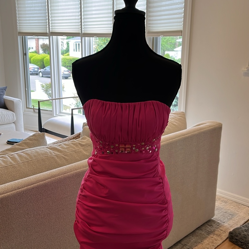 Strapless teen party dress